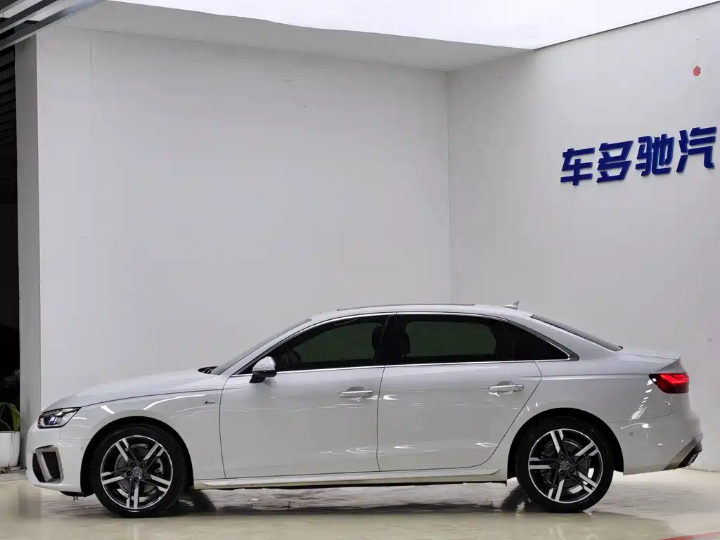 Audi A4L — миниатюра 4