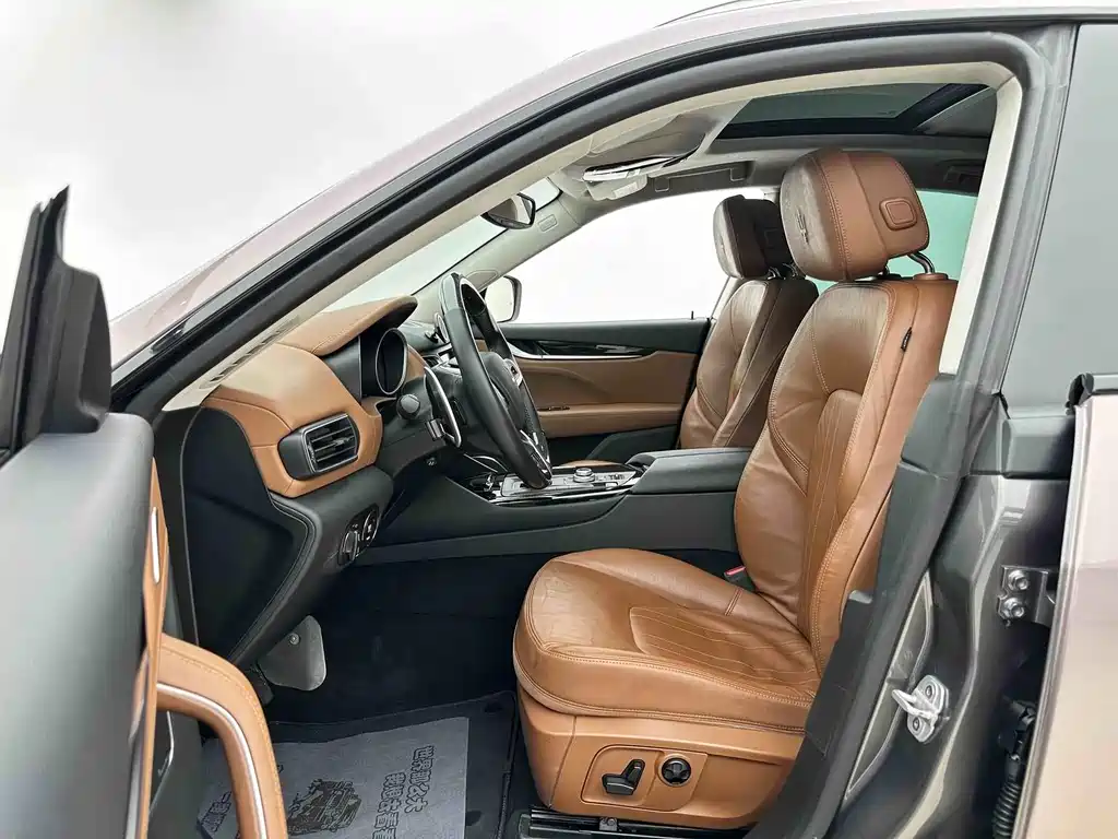 Maserati Levante — миниатюра 6