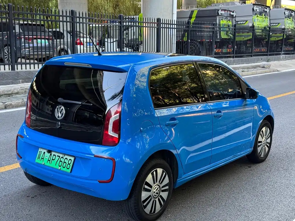 Volkswagen 大众e-up! — миниатюра 4