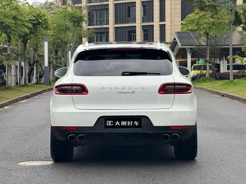 Porsche Macan 2016 Macan 2.0T