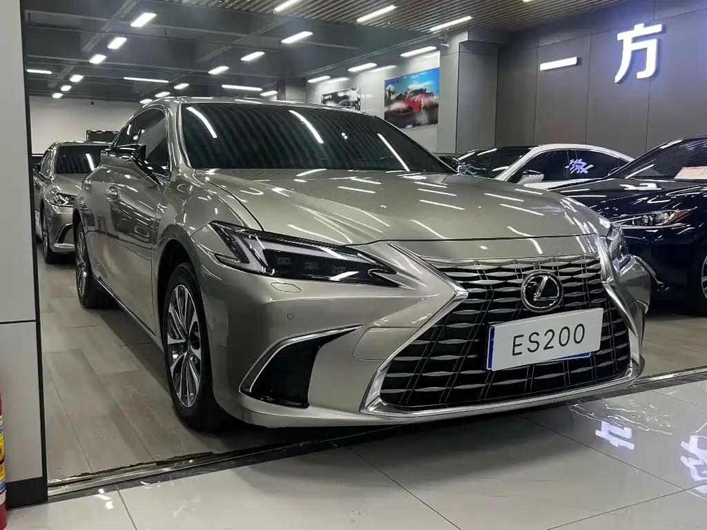 Lexus ES — миниатюра 3