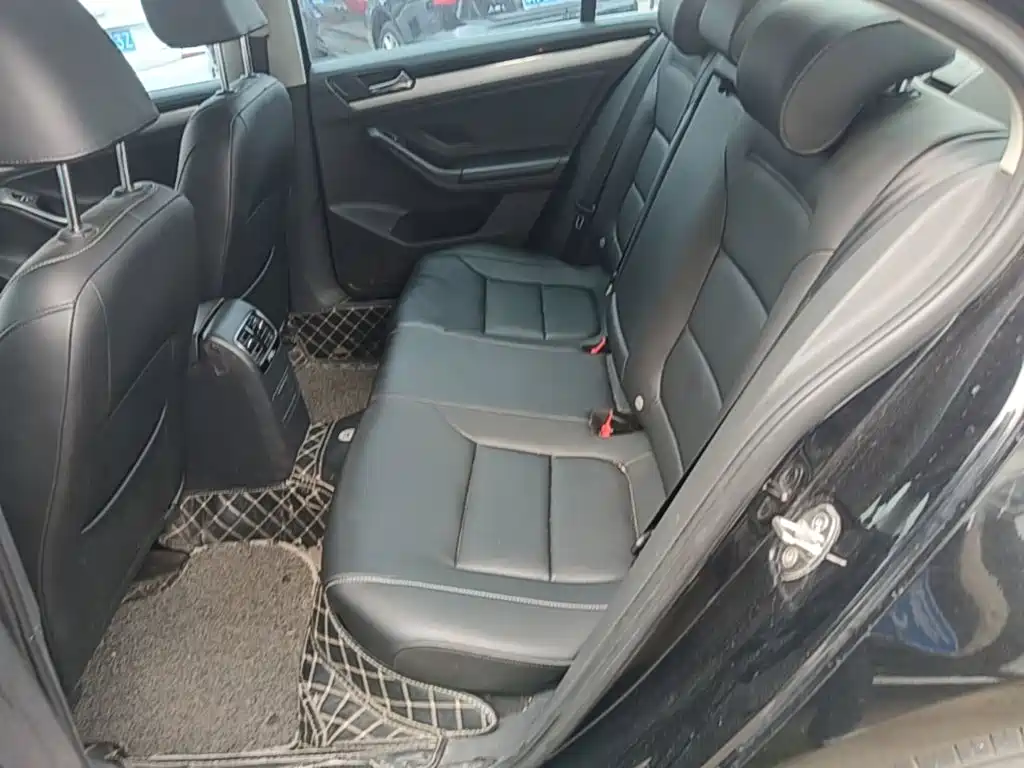 Volkswagen Sagitar — миниатюра 17