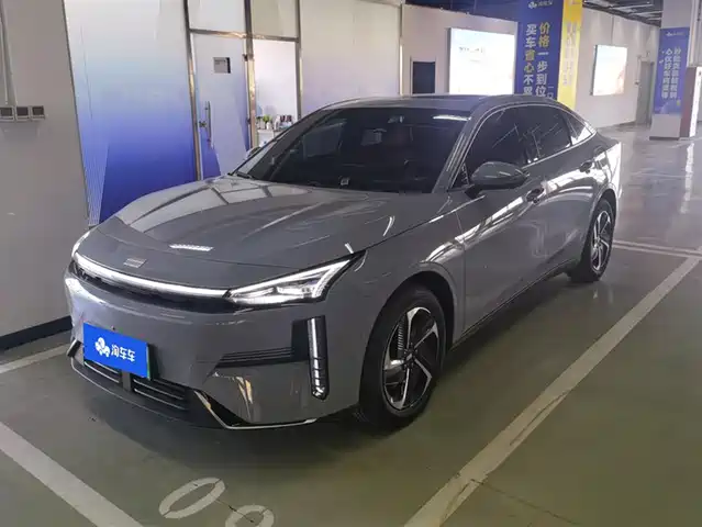 GEELY GALAXY GALAXY L6 2025