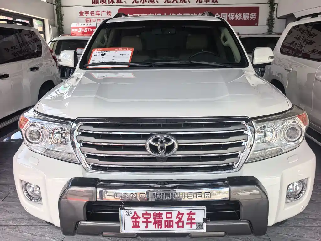 Toyota Land Cruiser 2012