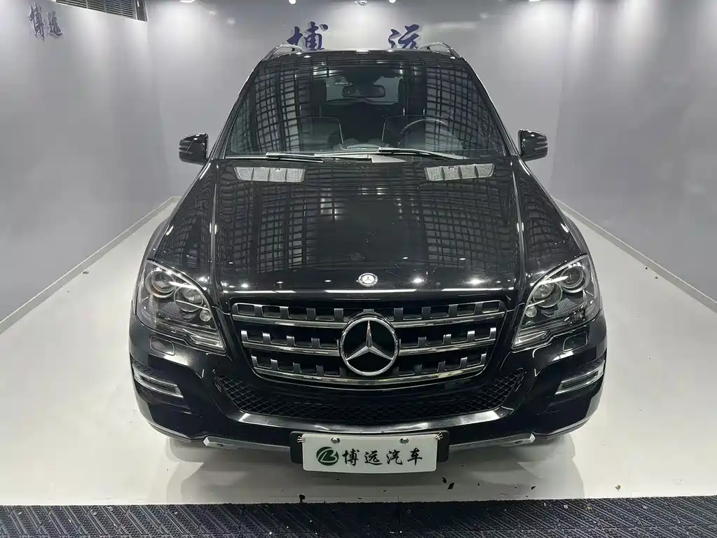 Mercedes-Benz M-Class — миниатюра 2