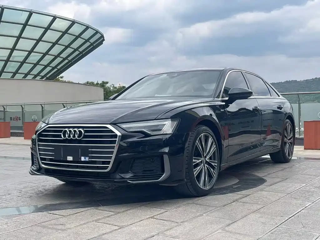 Audi A6L 2022