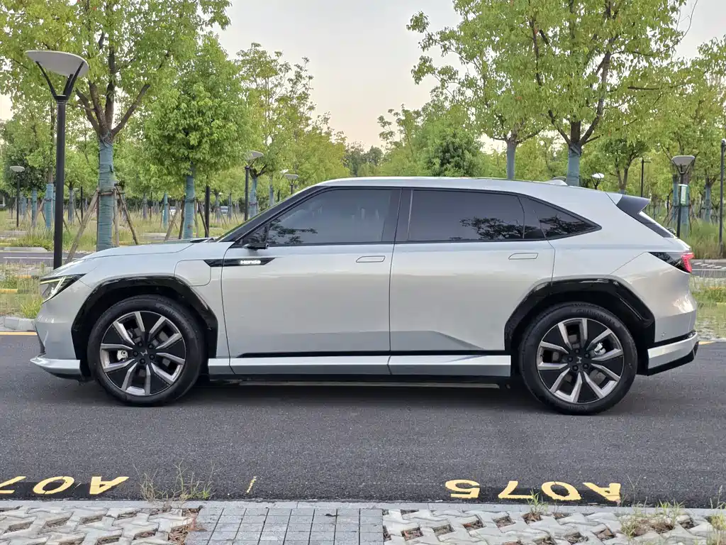 Honda Hiroyo Honda P7 — миниатюра 7