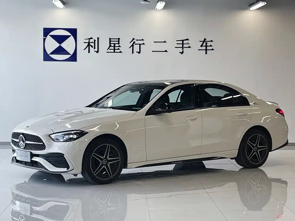 Mercedes-Benz C-Class 2024