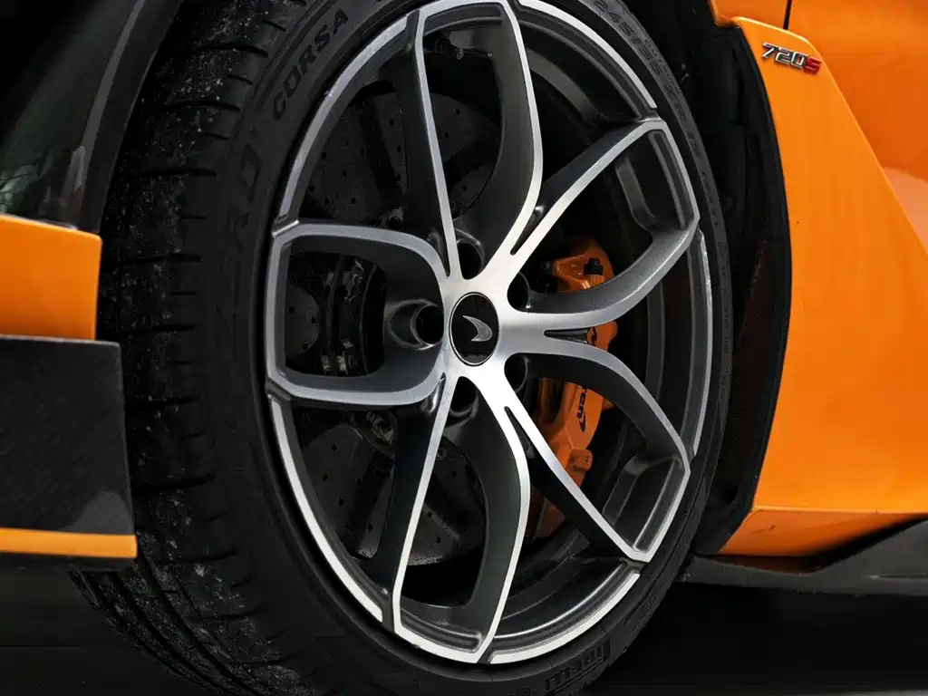 McLaren 720S — миниатюра 22