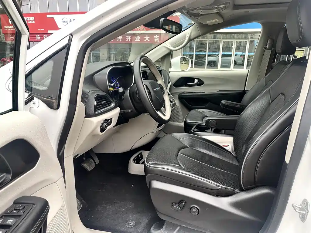 Chrysler Grand VoyagerPHEV PHEV 2019 3.6L