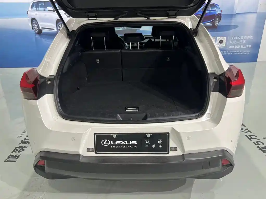 Lexus UX — миниатюра 8