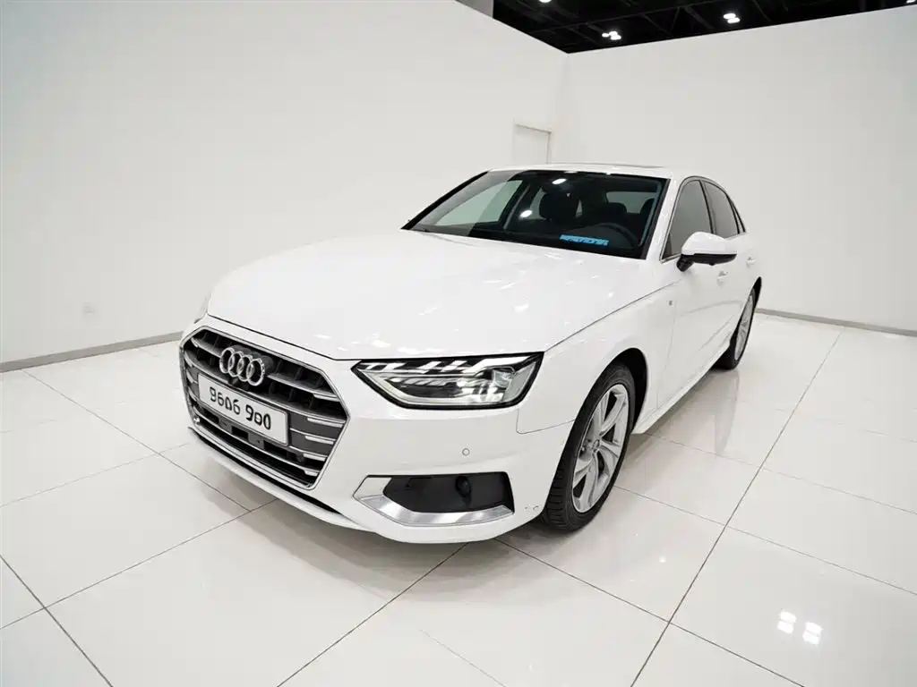 Audi A4L 2021