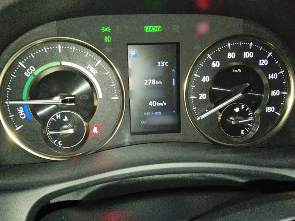Lexus LM — миниатюра 4