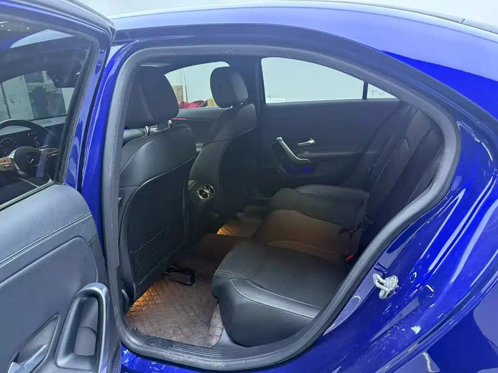 MERCEDES-BENZ A CLASS