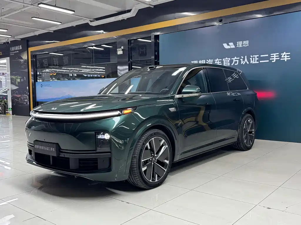 Li Auto Li L9 2025