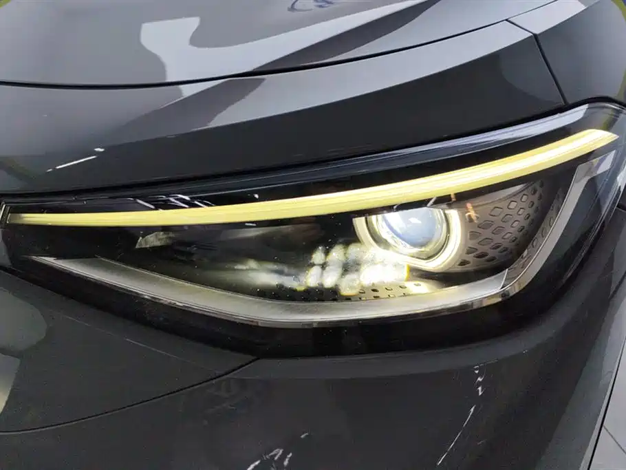 VOLKSWAGEN ID.4 CROZZ