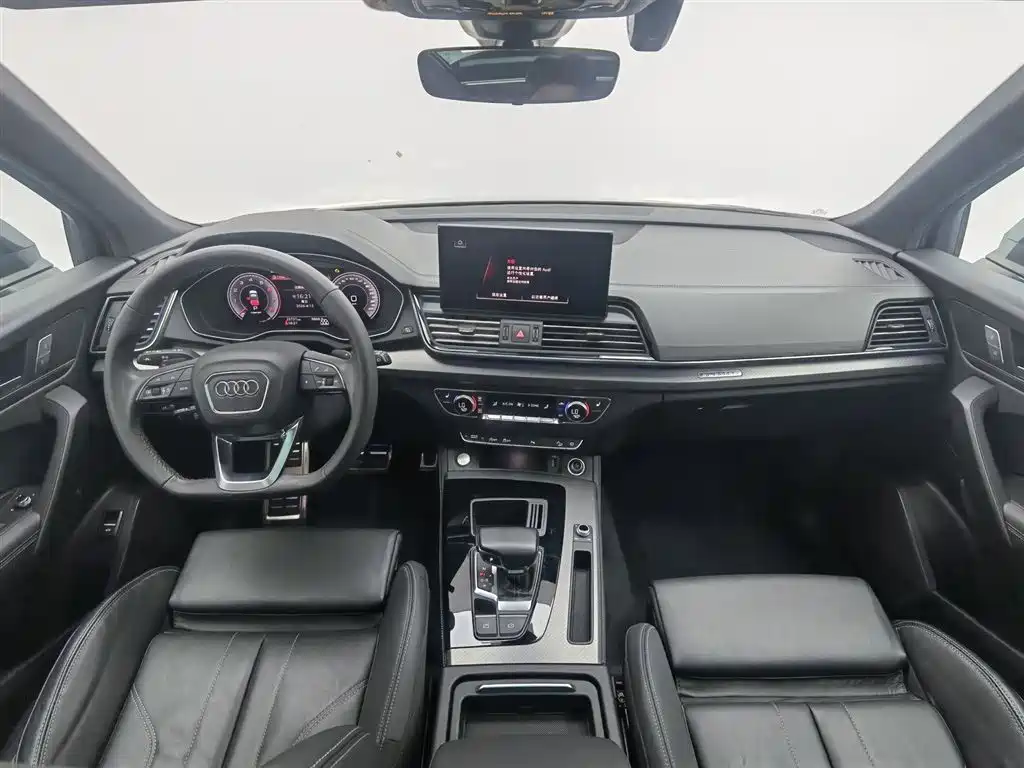 Audi Q5L 2023 40T Luxury