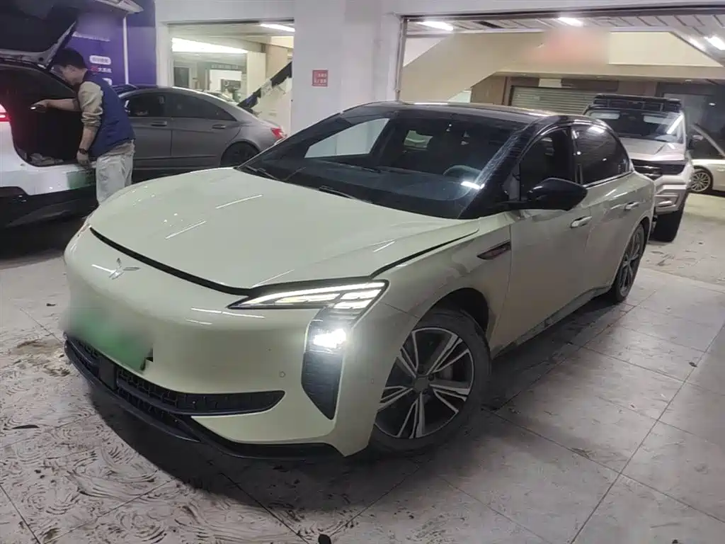 Hongqi Hongqi EH7 2024