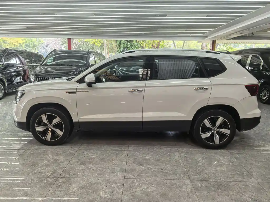 VOLKSWAGEN TUYUE