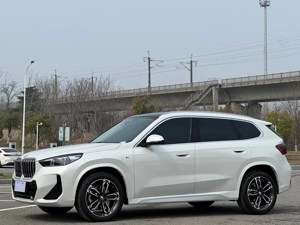 BMW X1 2023