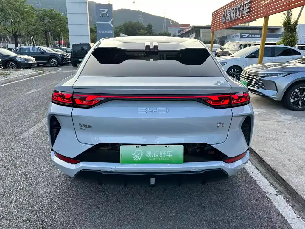 BYD SONG L EV