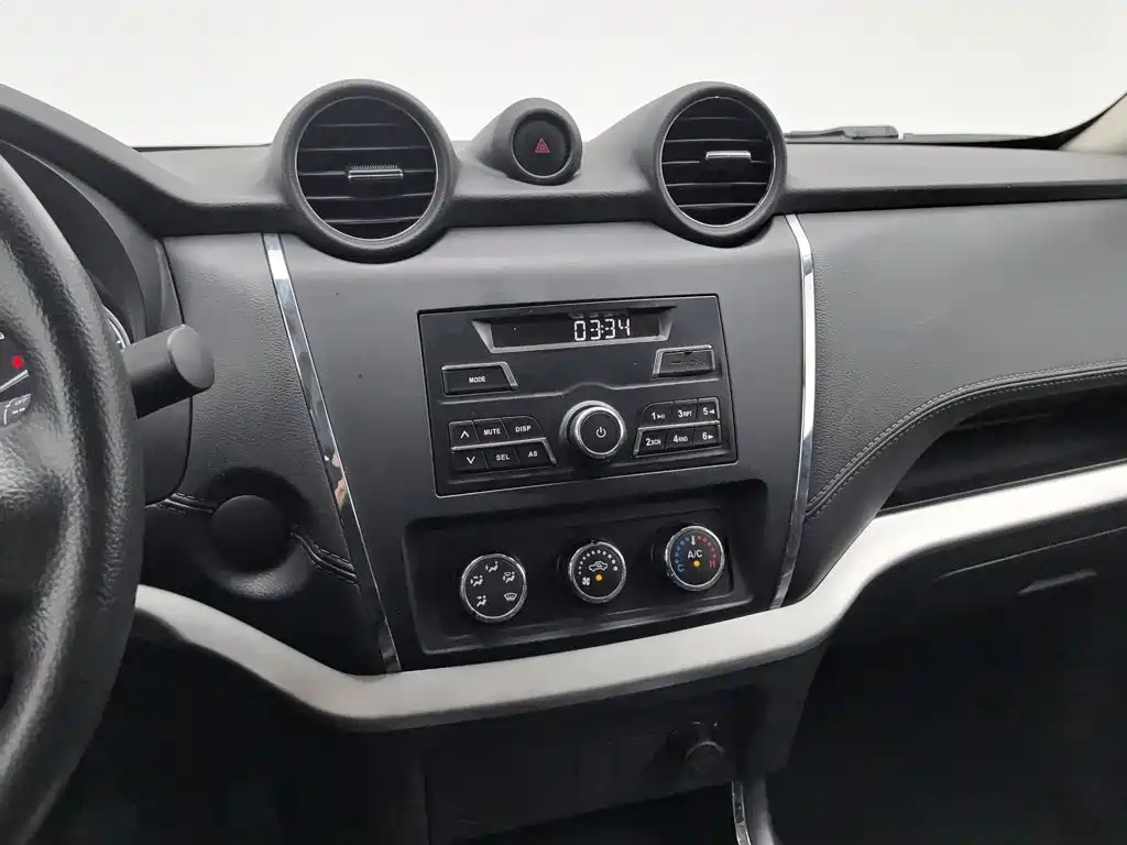 Dongfeng Palasso — миниатюра 12