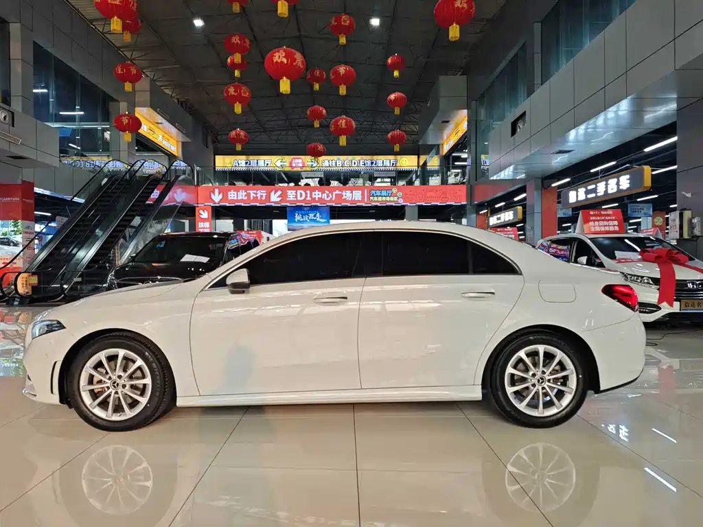 Mercedes-Benz A-Class A 2021 A 200 L Sport Fashion