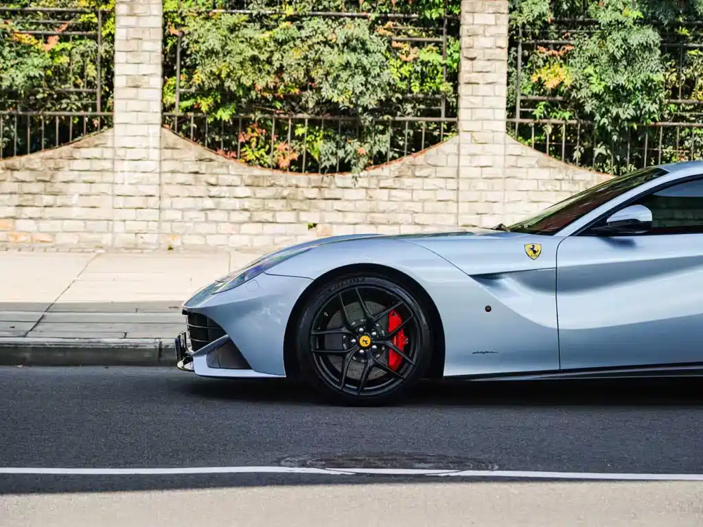 Ferrari F12berlinetta — миниатюра 18