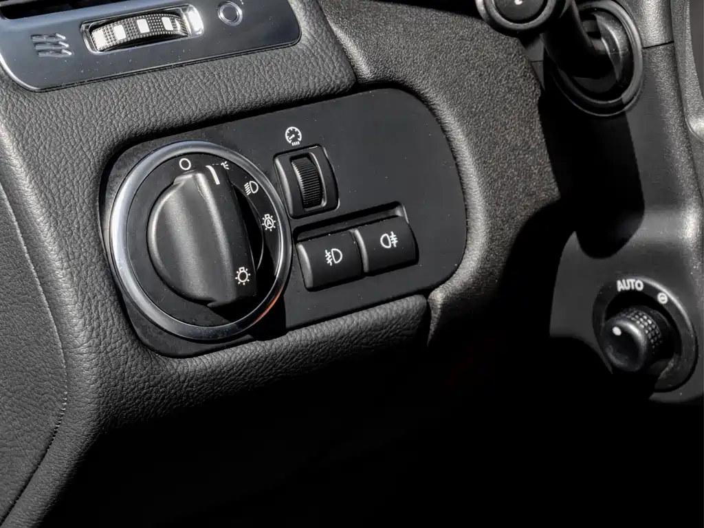 Land Rover Sport — миниатюра 23