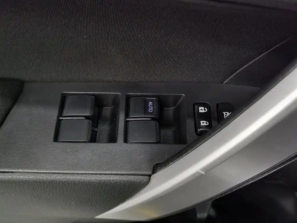Toyota Corolla E+ E+ 2019 1.8L E-CVT Lead