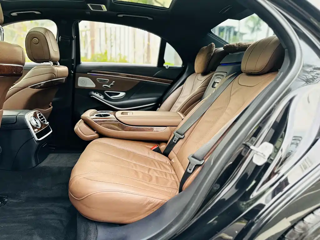 Mercedes-Benz S-Class — миниатюра 9