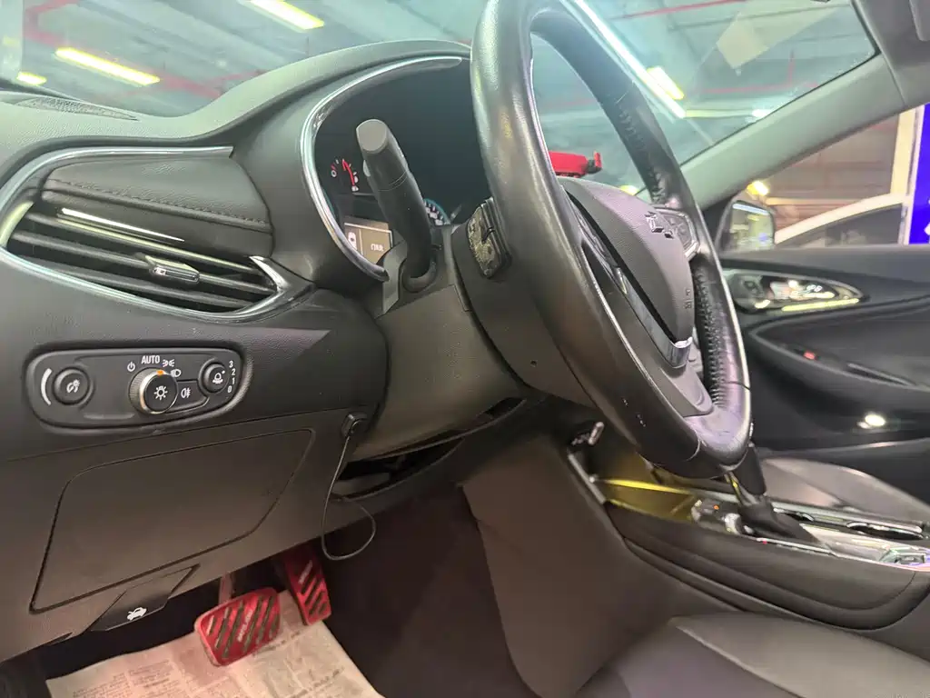 CHEVROLET MAI RUIBAO XL