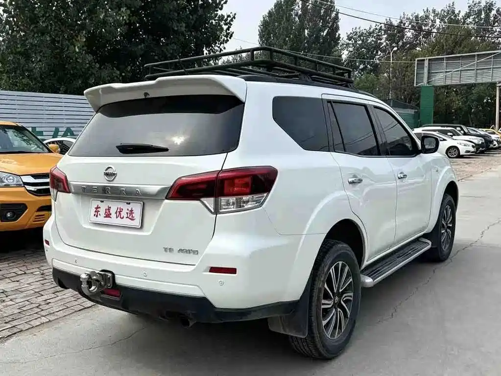 Nissan Terra — миниатюра 4
