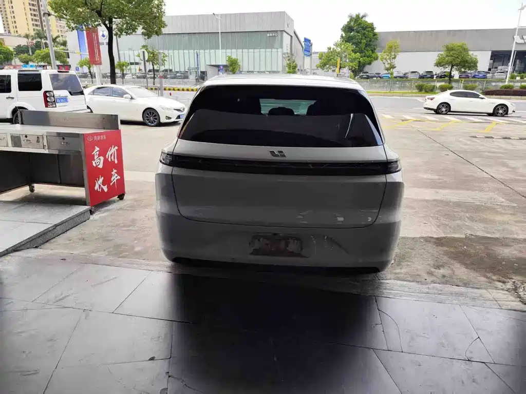 Li Auto Li L6 — миниатюра 5
