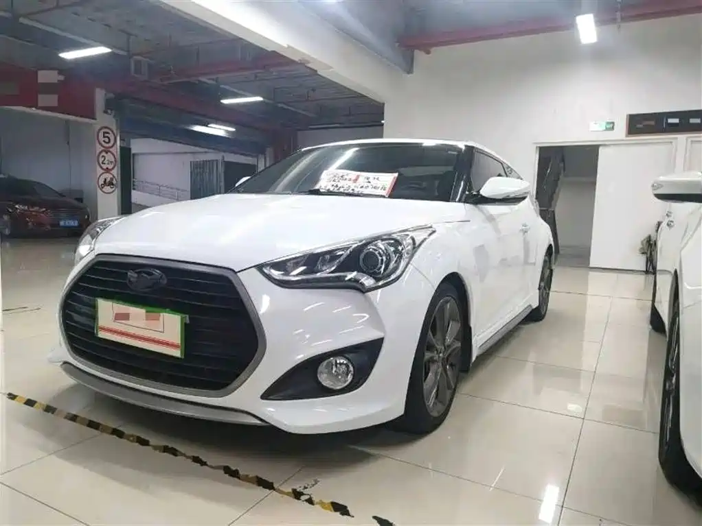 Купить Hyundai Veloster