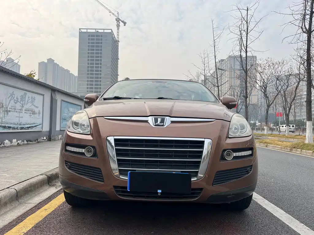 Luxgen Big 7 SUV 2013