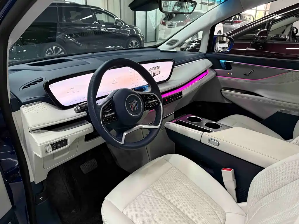 BUICK GL8 NEW ENERGY