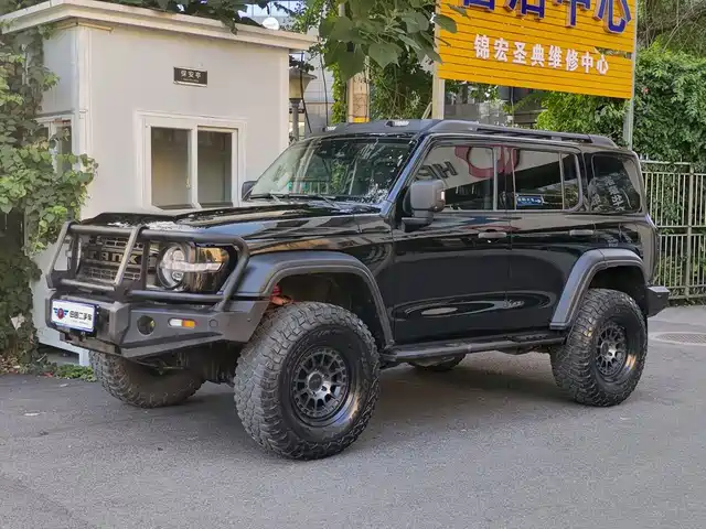 2022 TANK 300