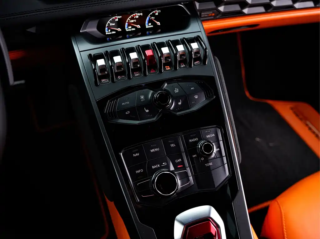 LAMBORGHINI HURACÁN