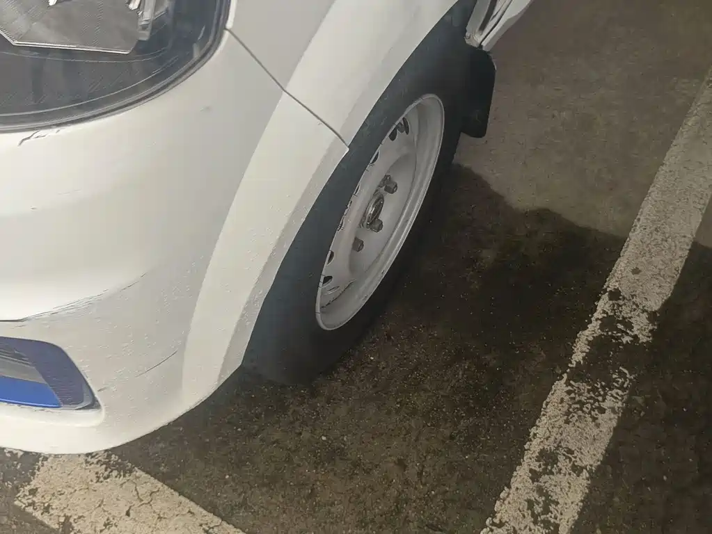 Jinbei Hiace EV — миниатюра 4