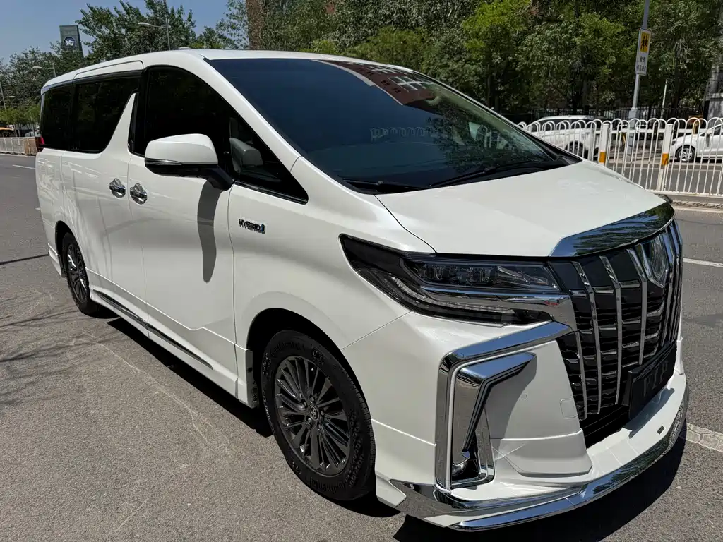 Toyota Alphard 2020