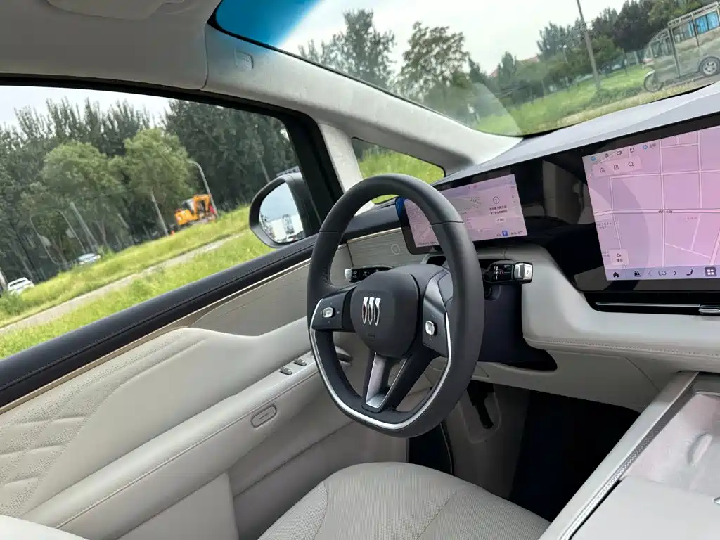 Buick Не похоже, что ты семья. — миниатюра 17