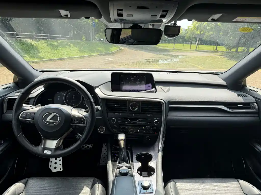 Lexus RX — миниатюра 12