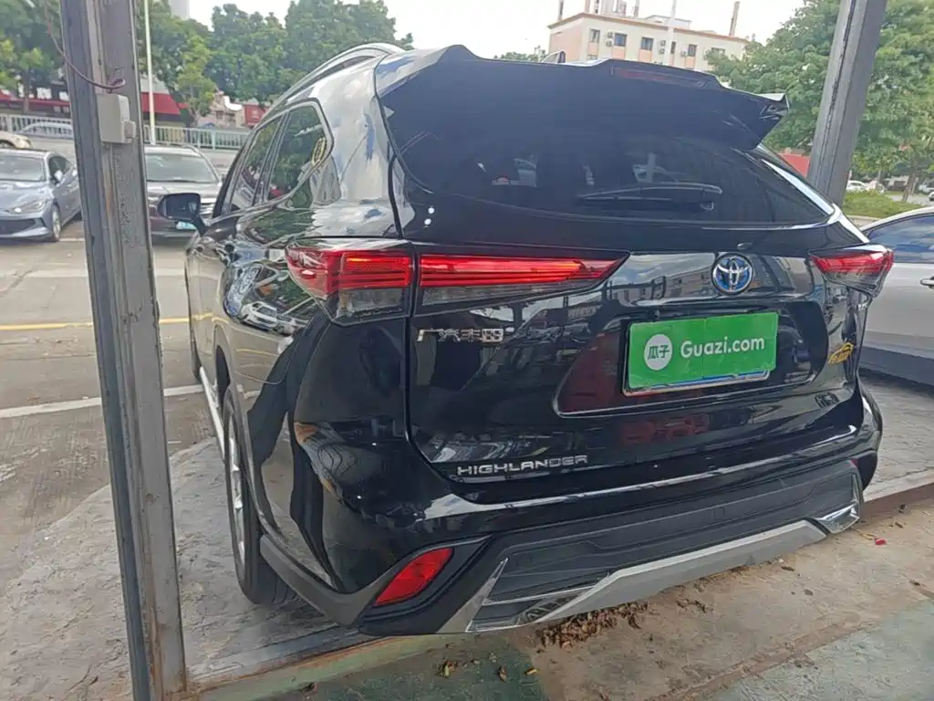 Toyota Highlander 2022 2.5L Elite 5 мест