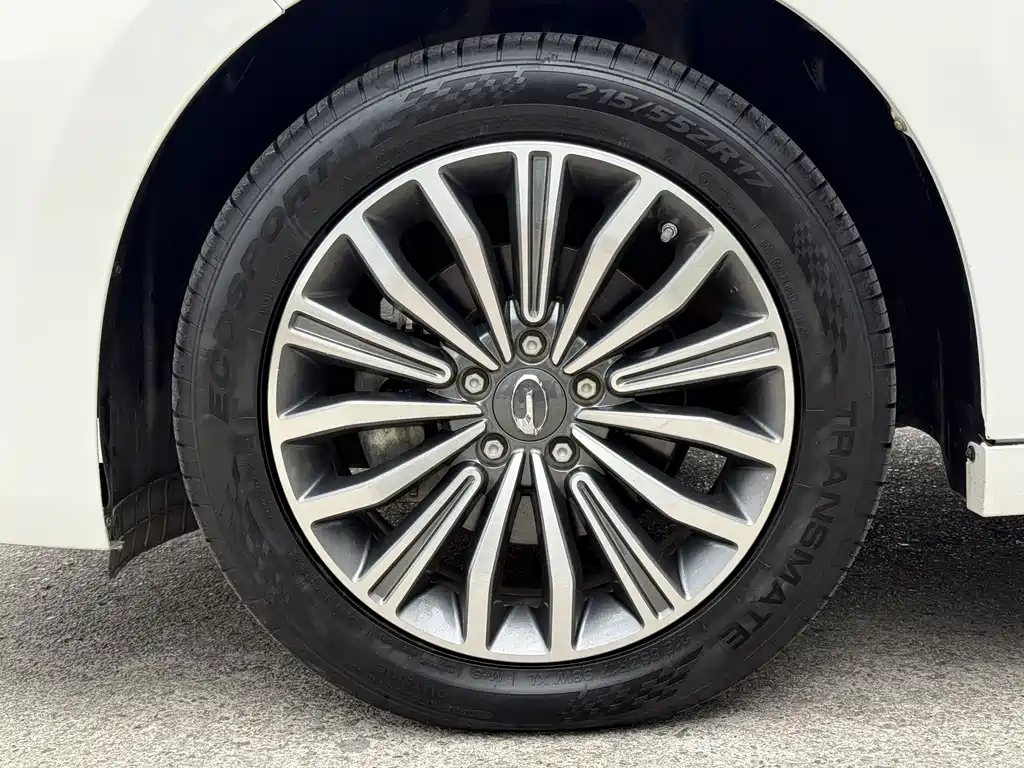 GAC Motor Trumpchi M6 — миниатюра 5