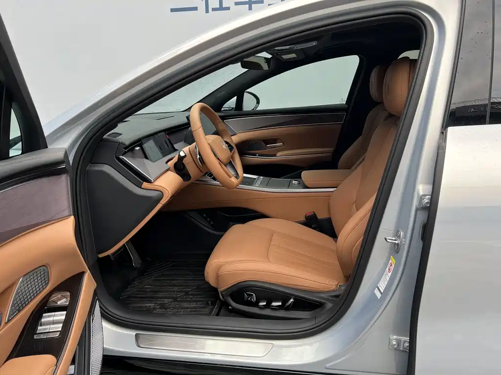 BYD Han L 2025 EV Flagship