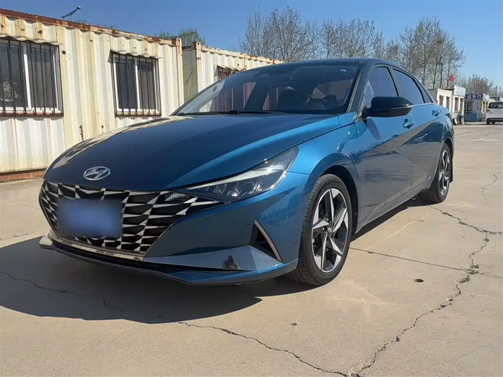 Hyundai Elantra 2021
