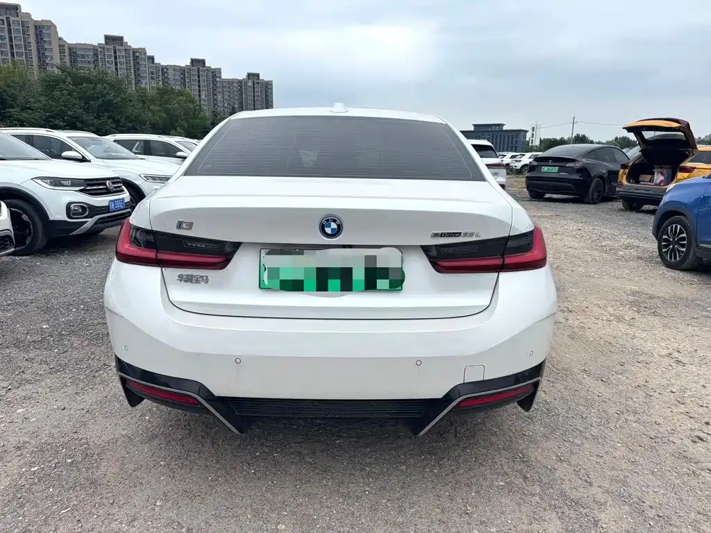 BMW i3 — миниатюра 5