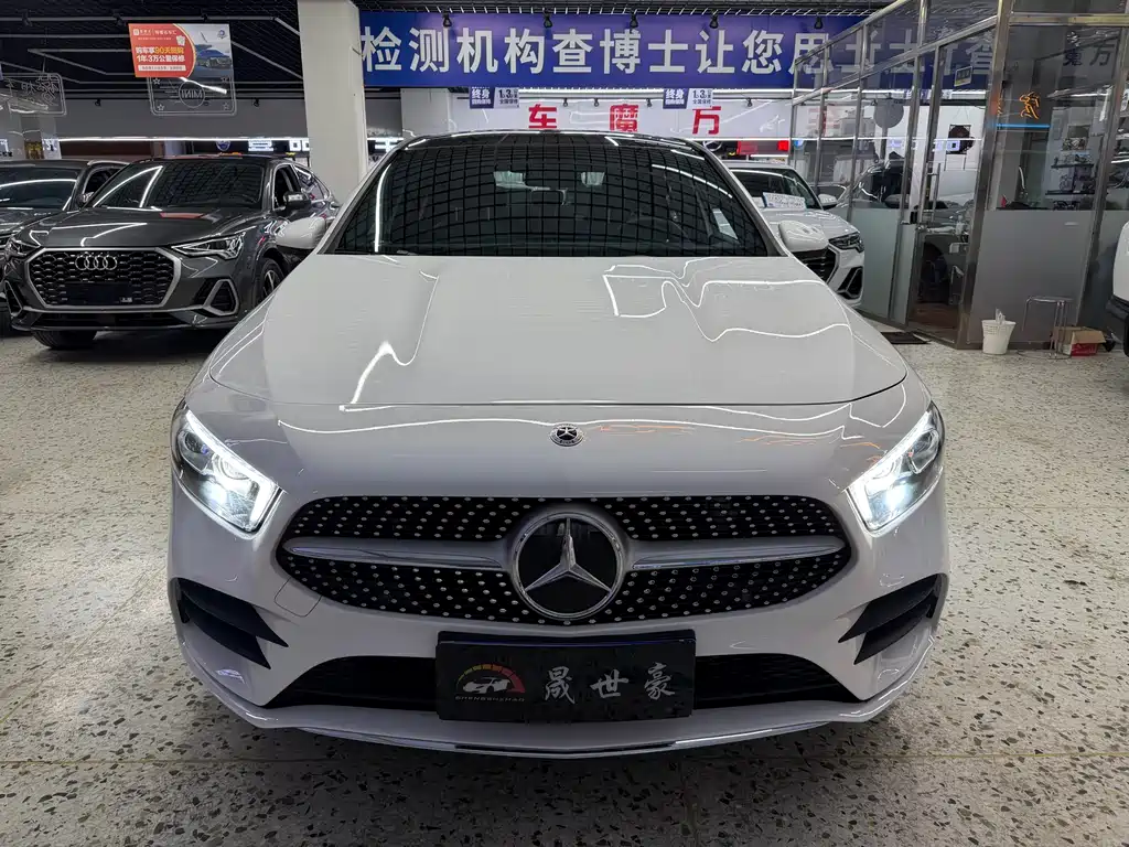 MERCEDES-BENZ A CLASS