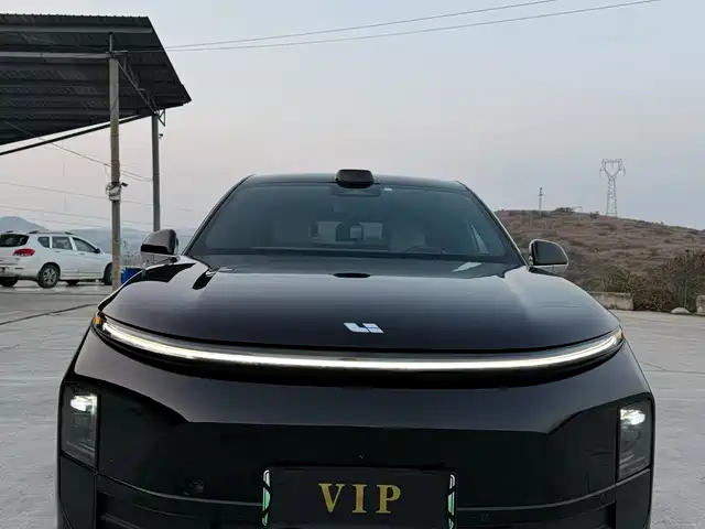 Li Auto IDEAL L6 2024